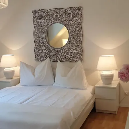 Apartment In Gemutlichem Landhaus In Seenahe *